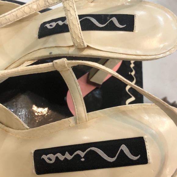 Nina Tambour -SX Bone Snake skin heels cream color pointed toe women's size 8 - Picture 3 of 7